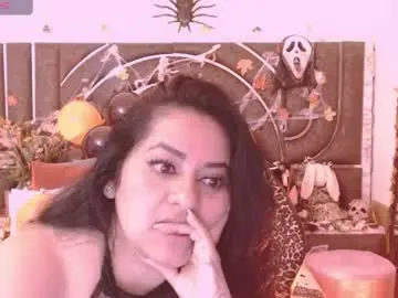 Chaturbate Free Porn Cam of bella_taylor_a