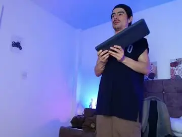 Chaturbate Live Sex of ethan_briggs