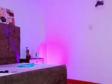 Chaturbate Watch Live Sex Cams of ethan_briggs