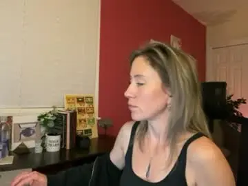 Chaturbate Adult Video Chat of goddesstkelly