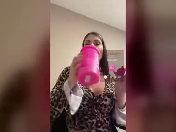 Chaturbate Live Porn of lib_ertine32