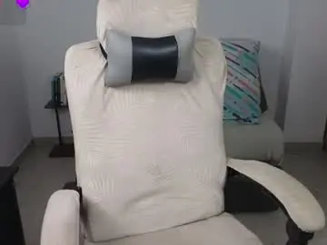 Chaturbate Live Sex Cam of moonwoman_