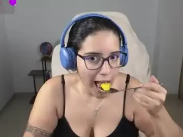 Chaturbate Live Sex of moonwoman_