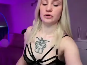 Chaturbate Sex Cam of sofia_kenwood_