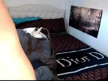 Chaturbate Adult Video Chat of xqueenyasiandomcumx