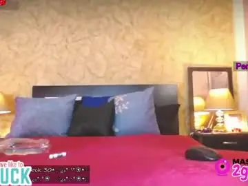 Chaturbate Live Sex Cam of amazingsharlot
