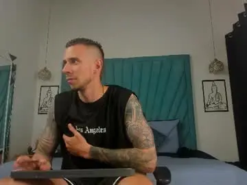 Chaturbate Watch Live Sex Cams of j_king__