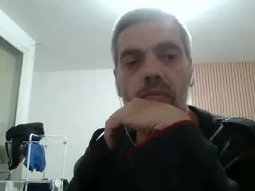 Chaturbate Live Sex Cam of lily_lovelyman_