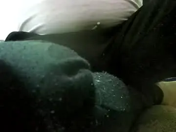 Chaturbate Live Sex Cam of lily_lovelyman_