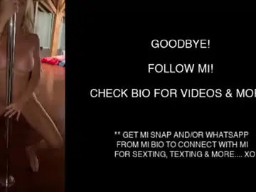 Chaturbate Live Sex Cam of miamilfs