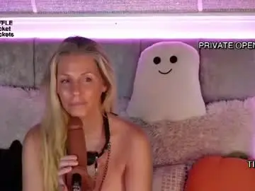 Chaturbate Sex Cam of miamilfs