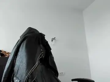 Chaturbate Private Sex Chat of alphagodleatherking92