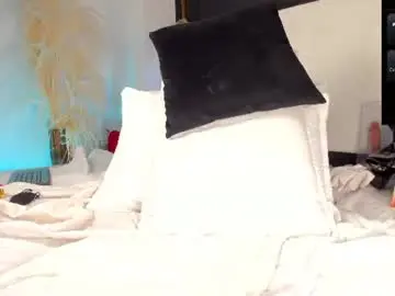Chaturbate Live Sex Cam of aixa_hill1