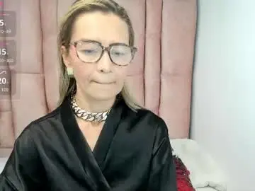 Chaturbate Free Live Porn of issa_milf__