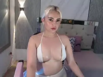 Chaturbate Adult Video Chat of julieta__fox_