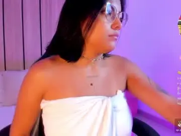 Chaturbate Live Porn of nina_desire_