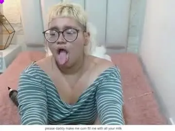 Chaturbate Free Porn Cam of echypyon_tk