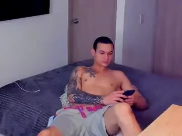 Chaturbate Live Sex Cam of morthy_downey