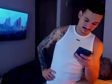 Chaturbate Free Porn Cam of morthy_downey