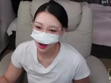 Chaturbate Live Sex Cam of kor_cat