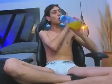 Chaturbate Adult Webcams of sam_restwood