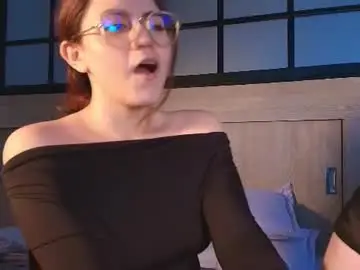 Chaturbate Free Live Porn of daphne_and_roger_