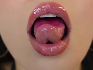 Chaturbate Adult Webcams of mia_roux1