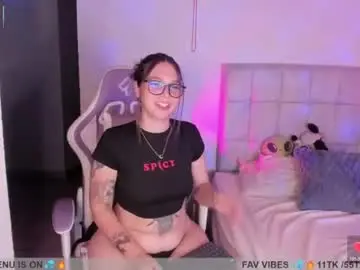 Chaturbate Live Sex of nicolepeachx