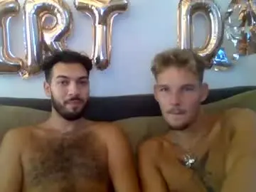 Chaturbate Adult Video Chat of blondiexbrunette