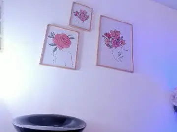 Chaturbate Live Sex Cam of emma_spicy_