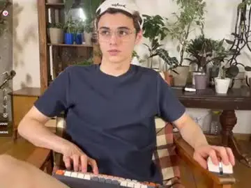 Chaturbate Live Sex Cam of herman_gross