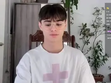 Chaturbate Free Live Porn of herman_gross