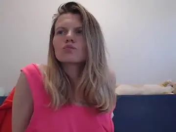 Chaturbate Free Porn Cam of shy_moony
