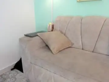 Chaturbate Live Sex Cam of velvet_sex23
