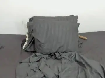 Chaturbate Best live sex cam show of esmeralda_jenn11