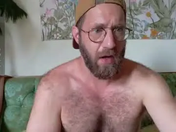 Chaturbate Private Sex Chat of hairyfitguy444