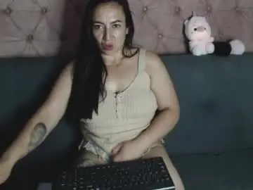 Chaturbate Free Porn Cam of misslucyy1