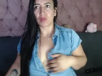 Chaturbate Live Sex of misslucyy1