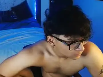 Chaturbate Live Porn of mr_yisuz