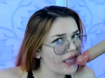 Chaturbate Live Porn of serenaamiller_