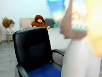 Chaturbate Live Sex Cam of alexa_dolly