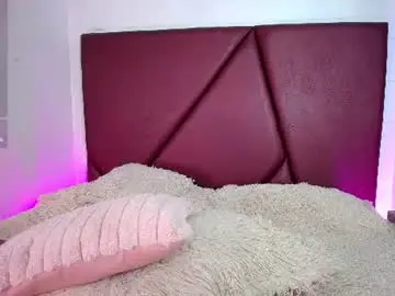 Chaturbate Live Sex Cam of lexi_howard_