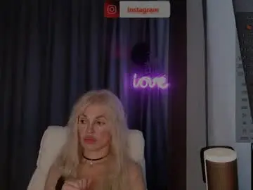 Chaturbate Live Sex Cam of margoo_77
