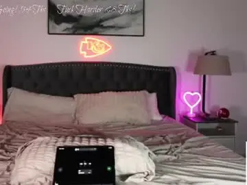 Chaturbate Live Sex of ari_lovexo