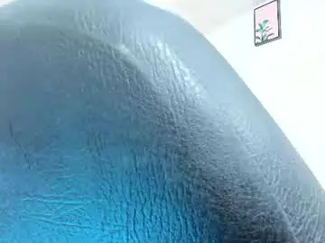 Chaturbate Live Sex Cam of dulcepearl_tay
