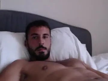 Chaturbate Live Sex Cam of hornyasfuckk33