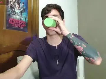 Chaturbate Live Porn of matteo12_