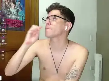 Chaturbate Sex Chat of matteo12_