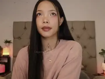Chaturbate Free Live Porn of peisinoe_____