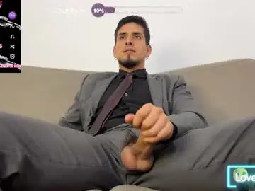 Chaturbate Live Sex Cam of tom_blunt96